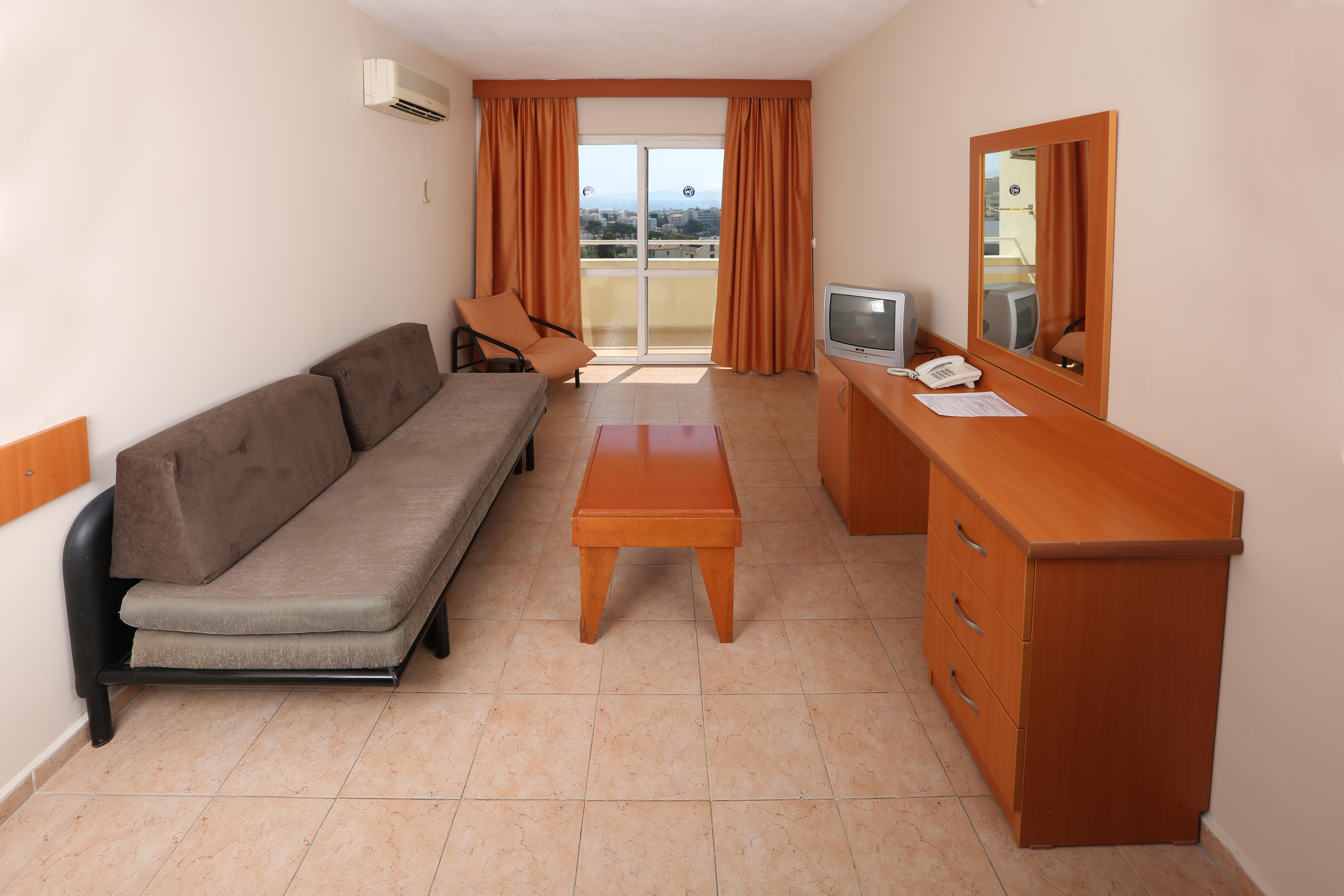 Tuntas Family Suites Kusadası Exteriör bild