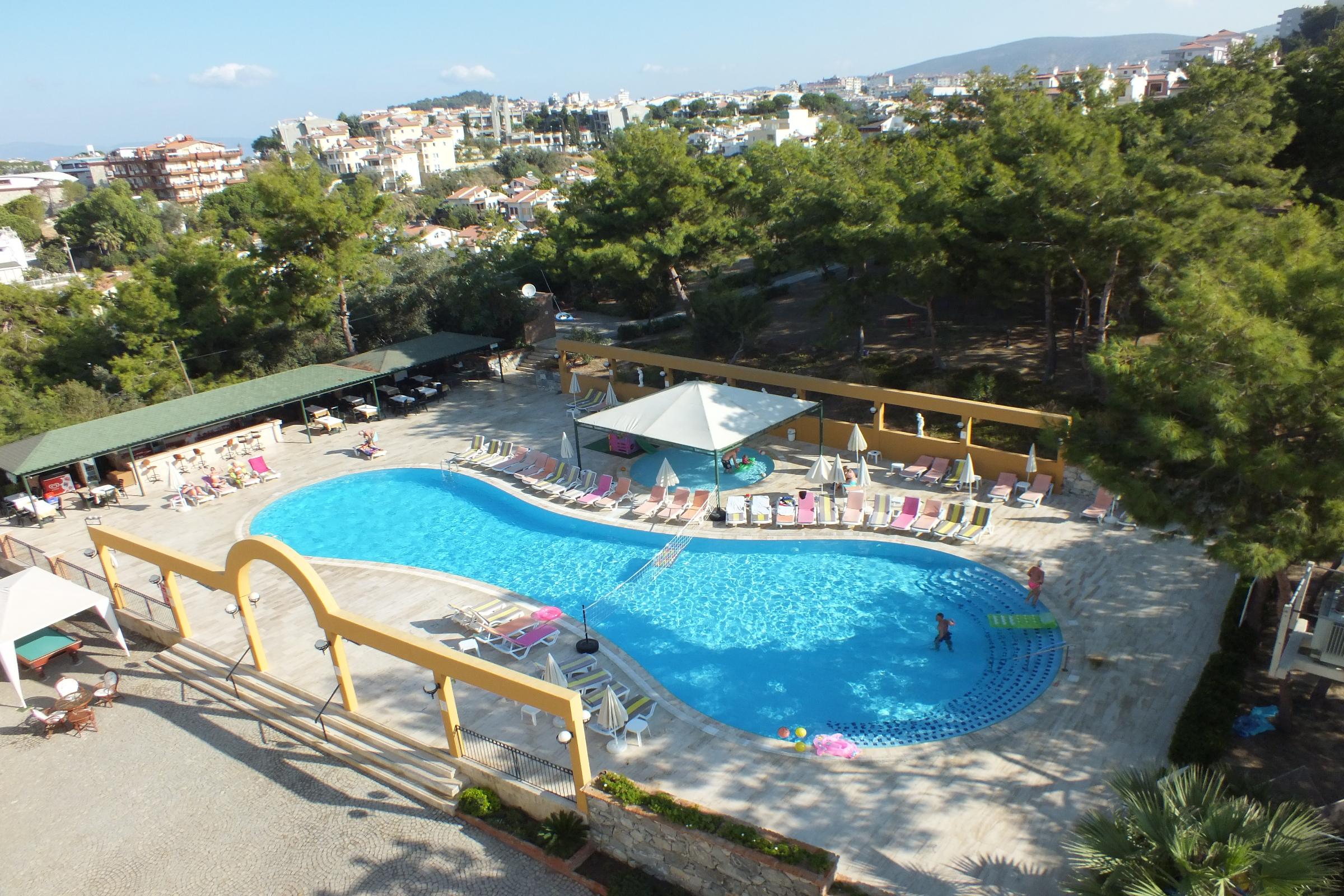 Tuntas Family Suites Kusadası Exteriör bild