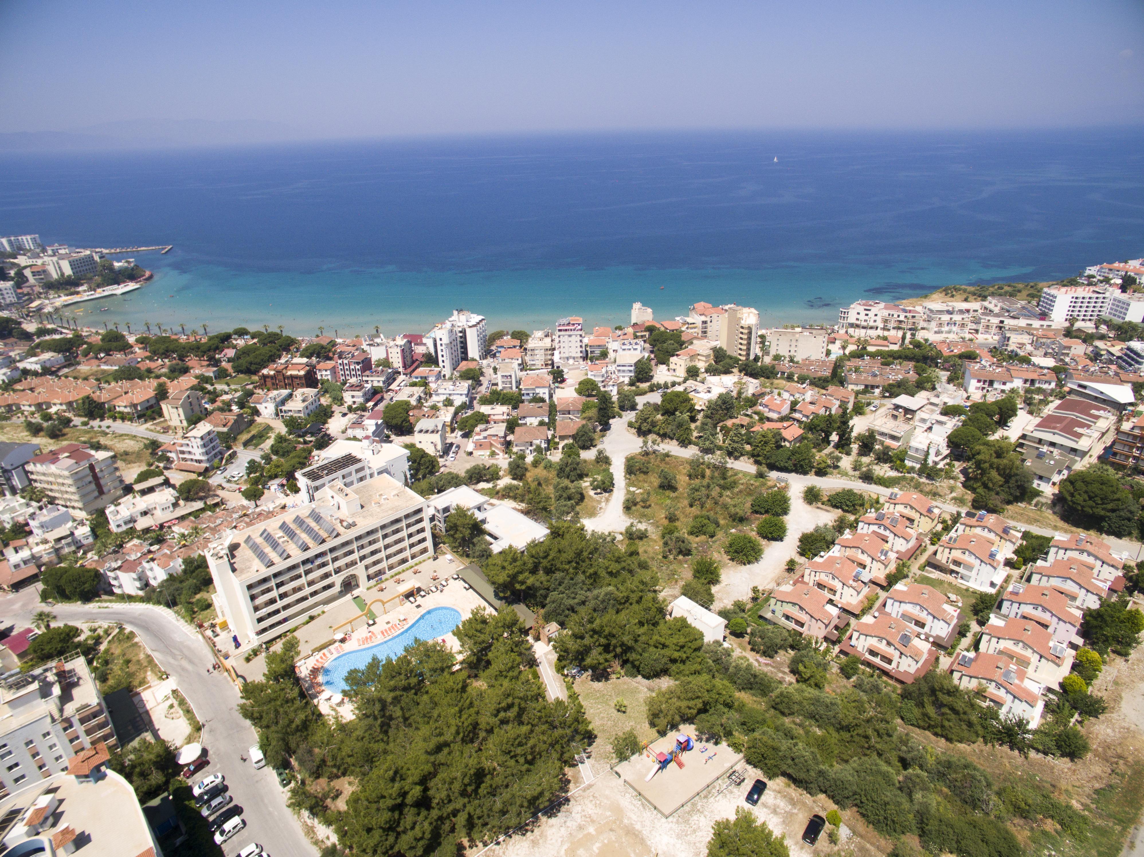 Tuntas Family Suites Kusadası Exteriör bild