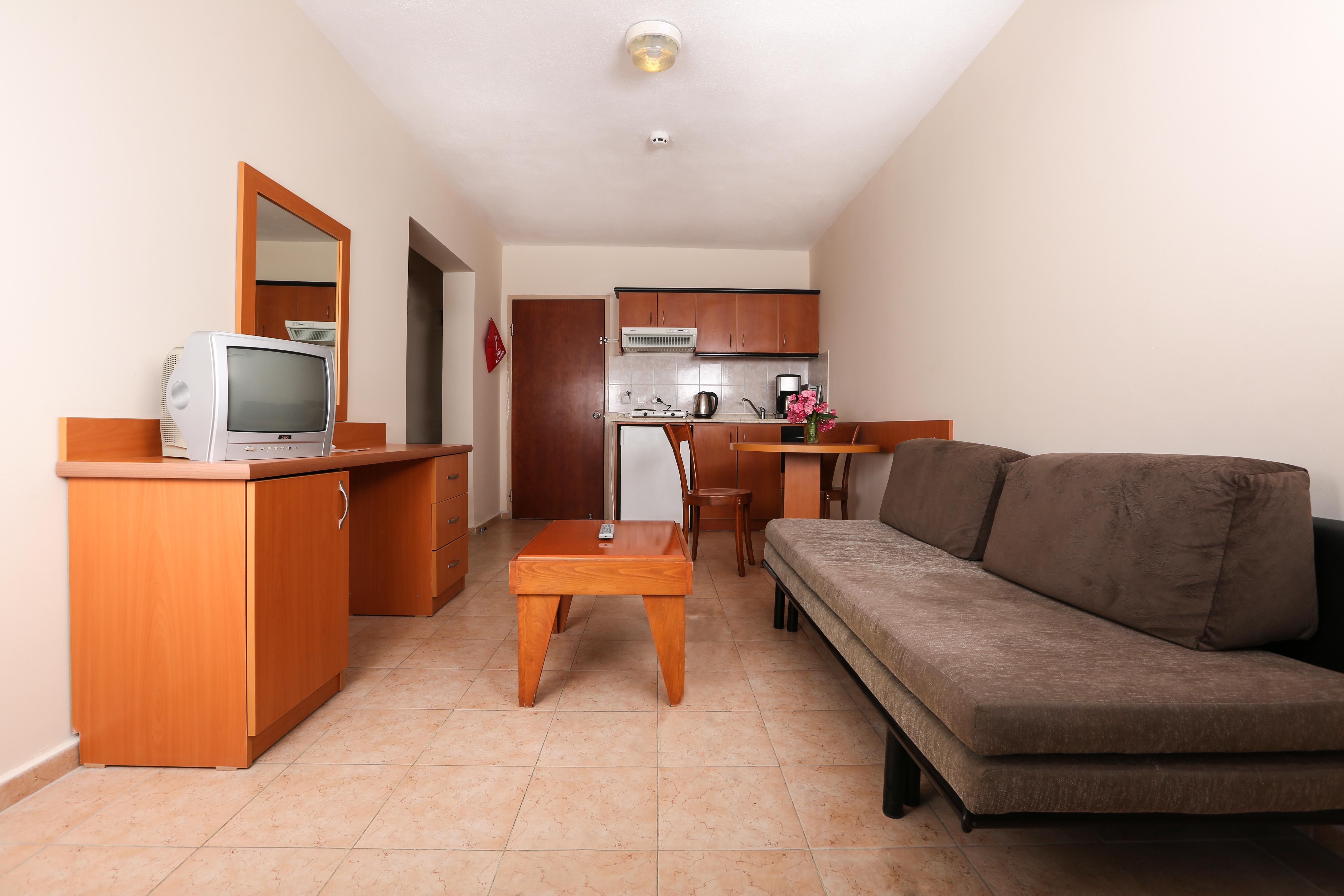 Tuntas Family Suites Kusadası Exteriör bild