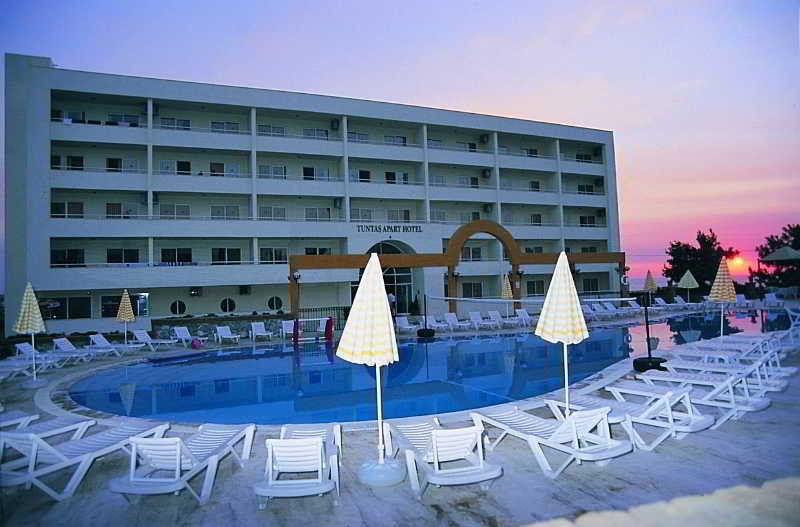 Tuntas Family Suites Kusadası Exteriör bild